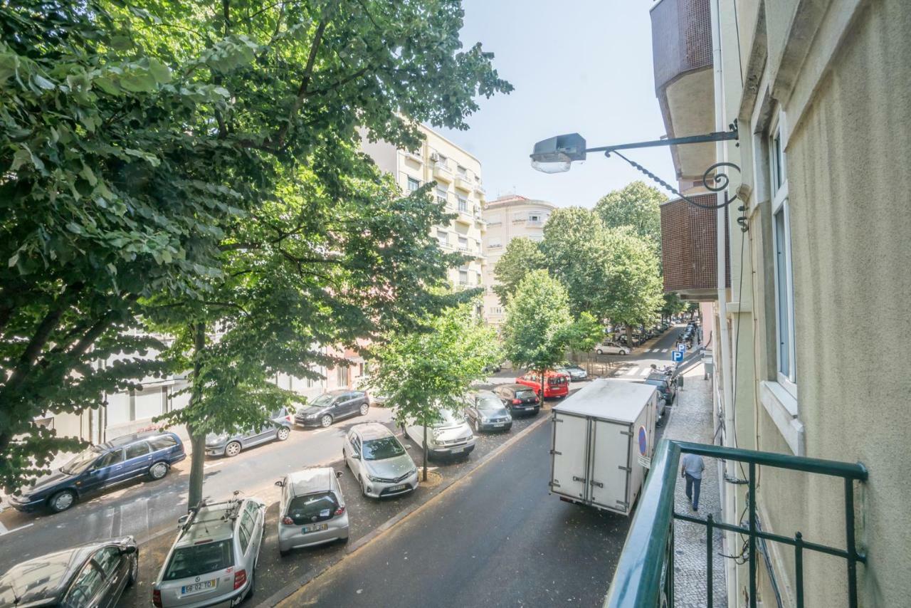 Campo Pequeno 3Bdr Apartment Lisbon Luaran gambar